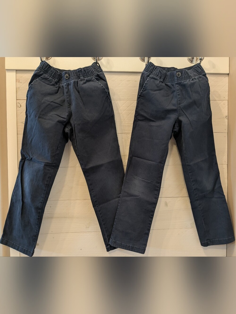 2️⃣ Children's Place Boy's Elastic Waist Pull-on Straight-Leg Chinos; Size: 7